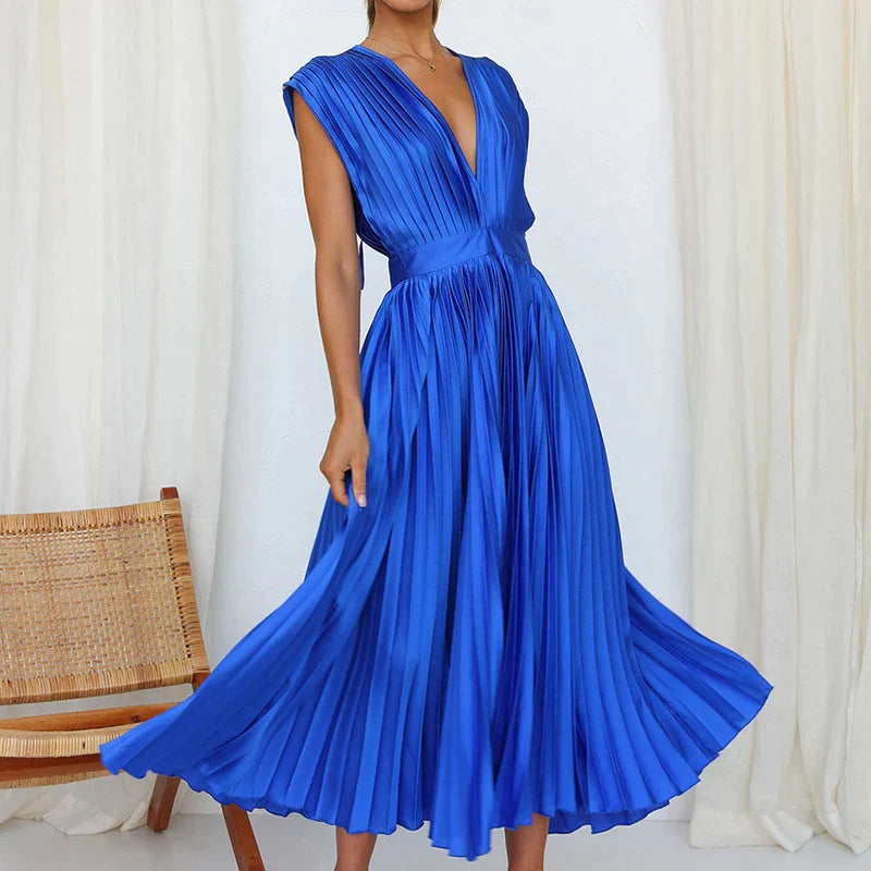 Adele - Maxi Dress with V-neck and Pleats