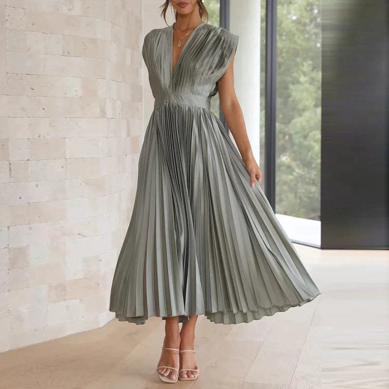 Adele - Maxi Dress with V-neck and Pleats