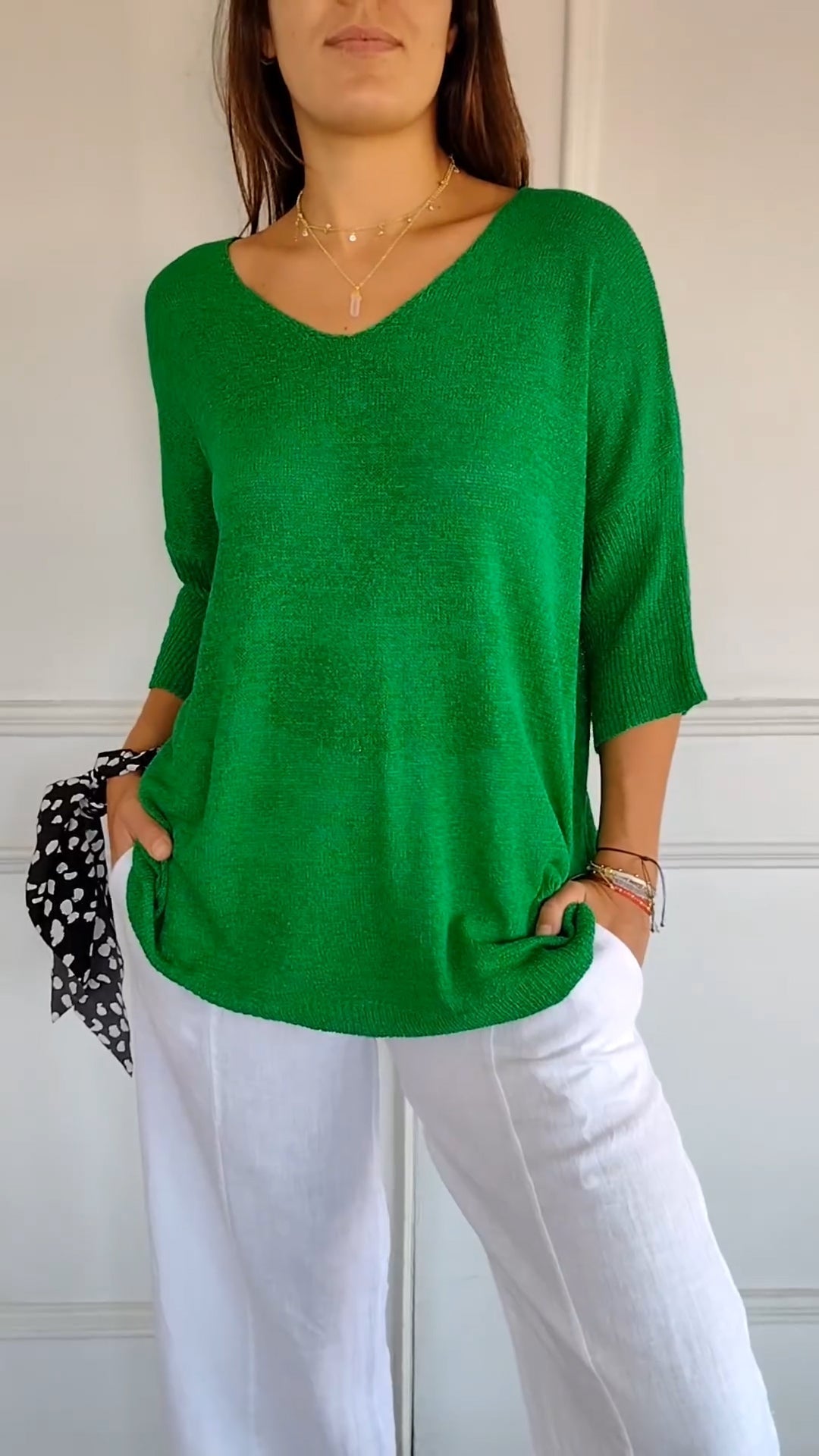 Lia™ | Solid Color Knit Top with V-Neck