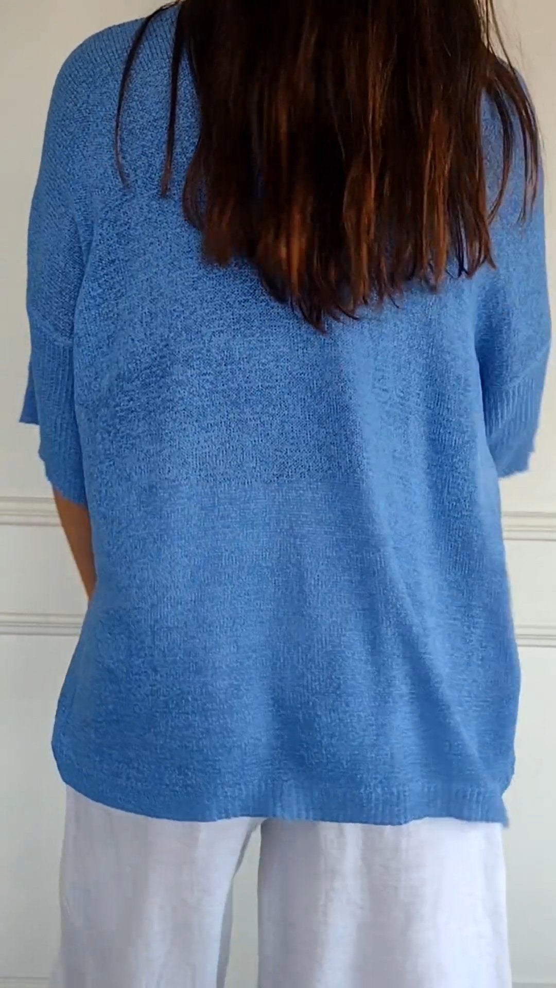 Lia™ | Solid Color Knit Top with V-Neck